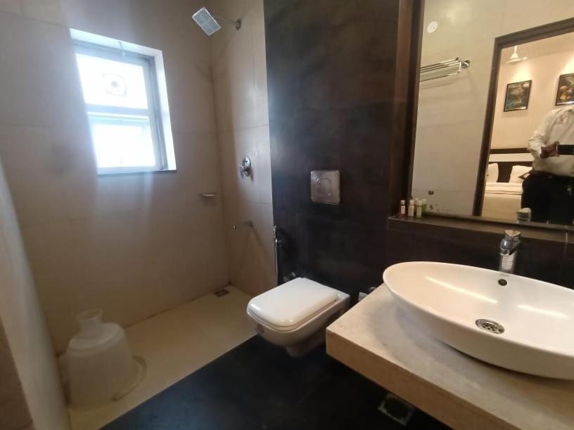 Yuvraj Palace Inn Mysore Εξωτερικό φωτογραφία